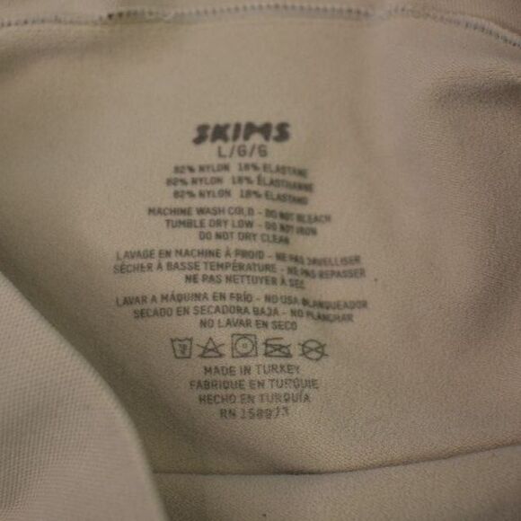 SKIMS Shapewear Brief High Rise Compression Womens Large - Picture 3 of 3